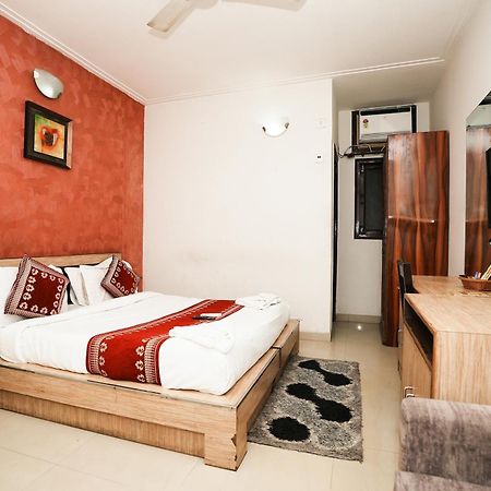 Hotel Om Paradise Near Igi Delhi Airport Nuova Delhi Esterno foto