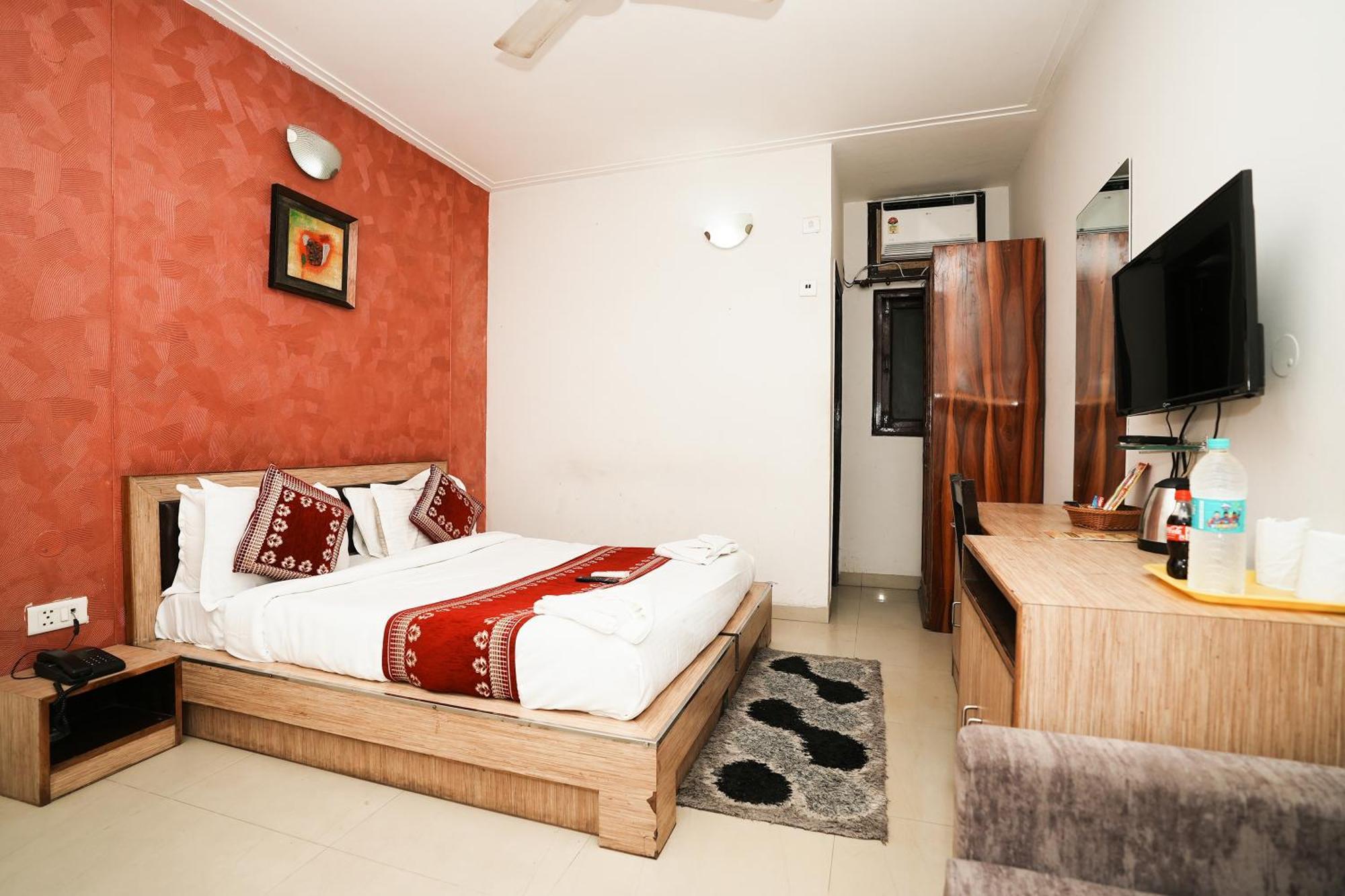 Hotel Om Paradise Near Igi Delhi Airport Nuova Delhi Esterno foto