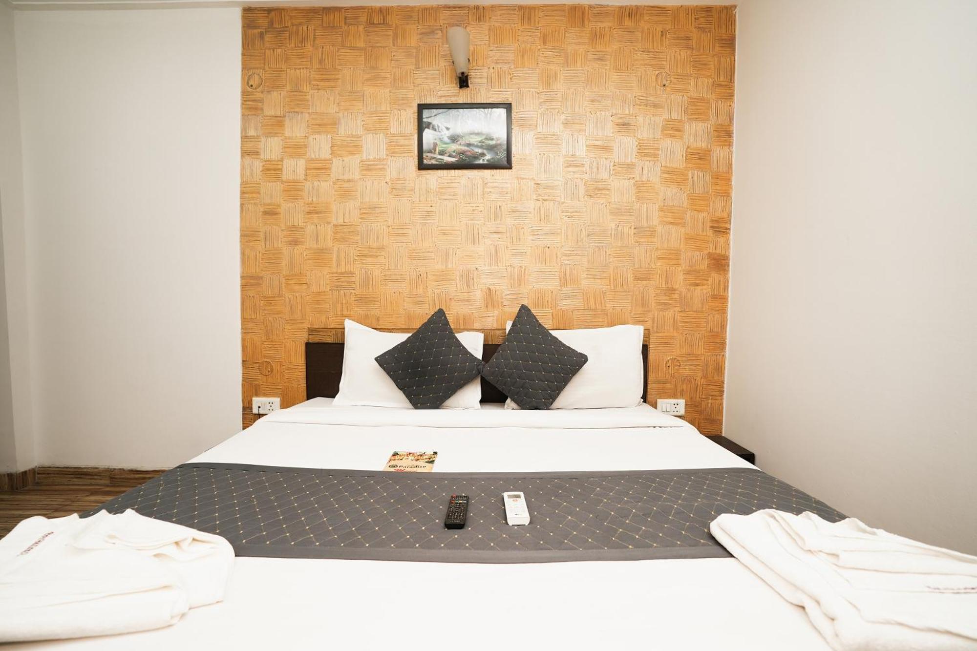 Hotel Om Paradise Near Igi Delhi Airport Nuova Delhi Esterno foto