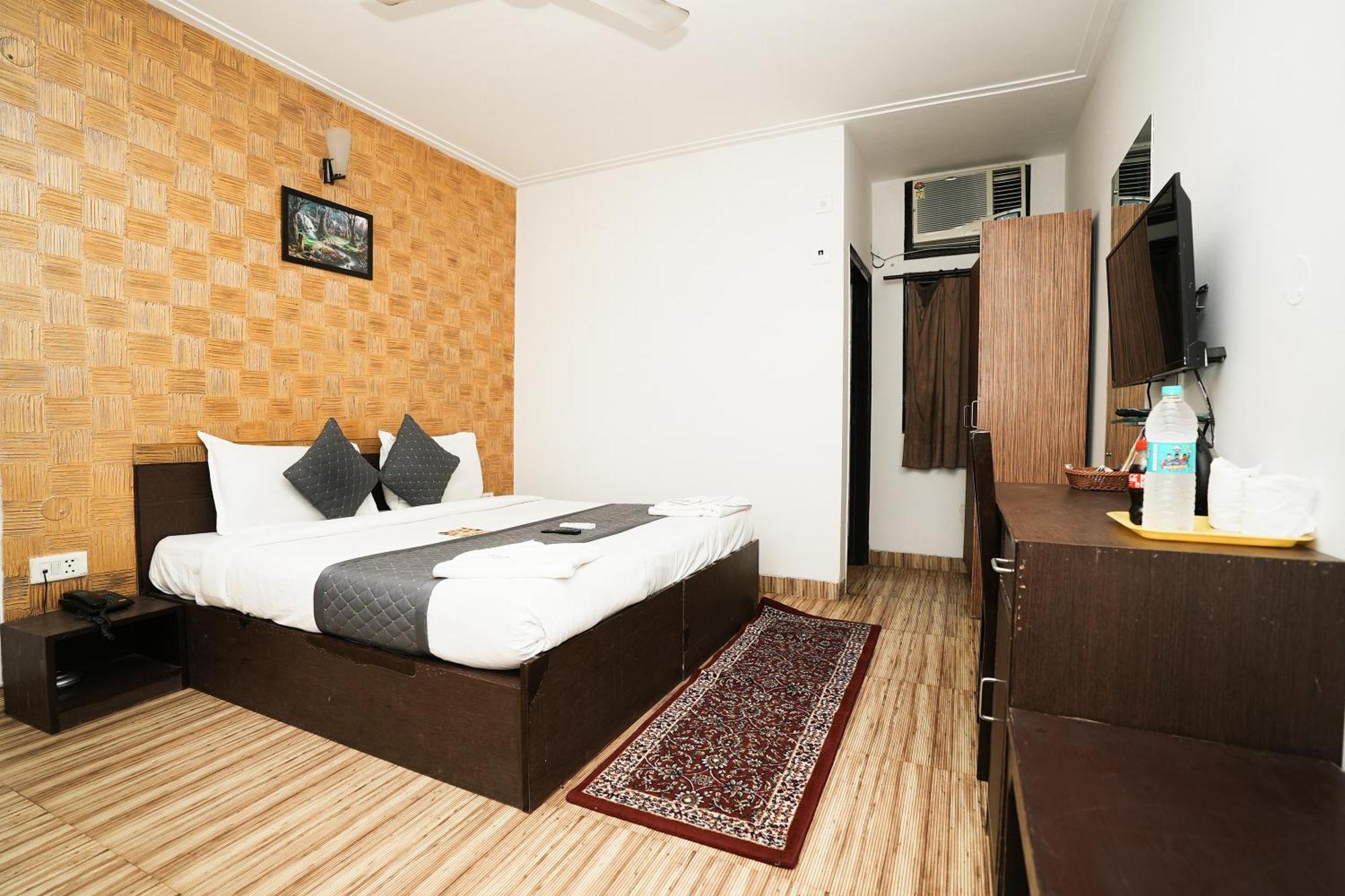 Hotel Om Paradise Near Igi Delhi Airport Nuova Delhi Esterno foto
